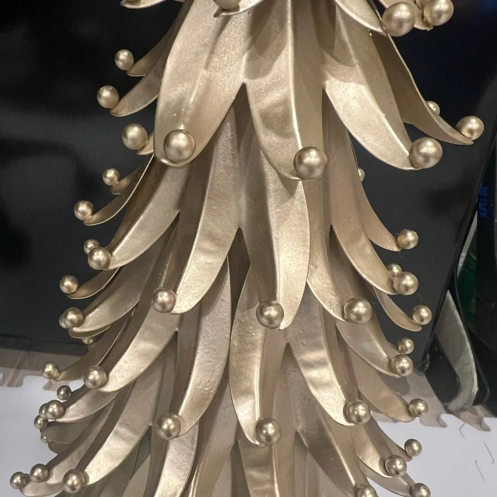 Trendy boutique chic gold
